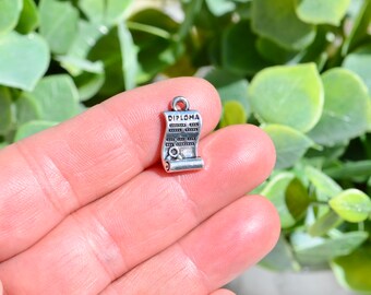 BULK 20  Diploma Silver Tone Charms SC2659