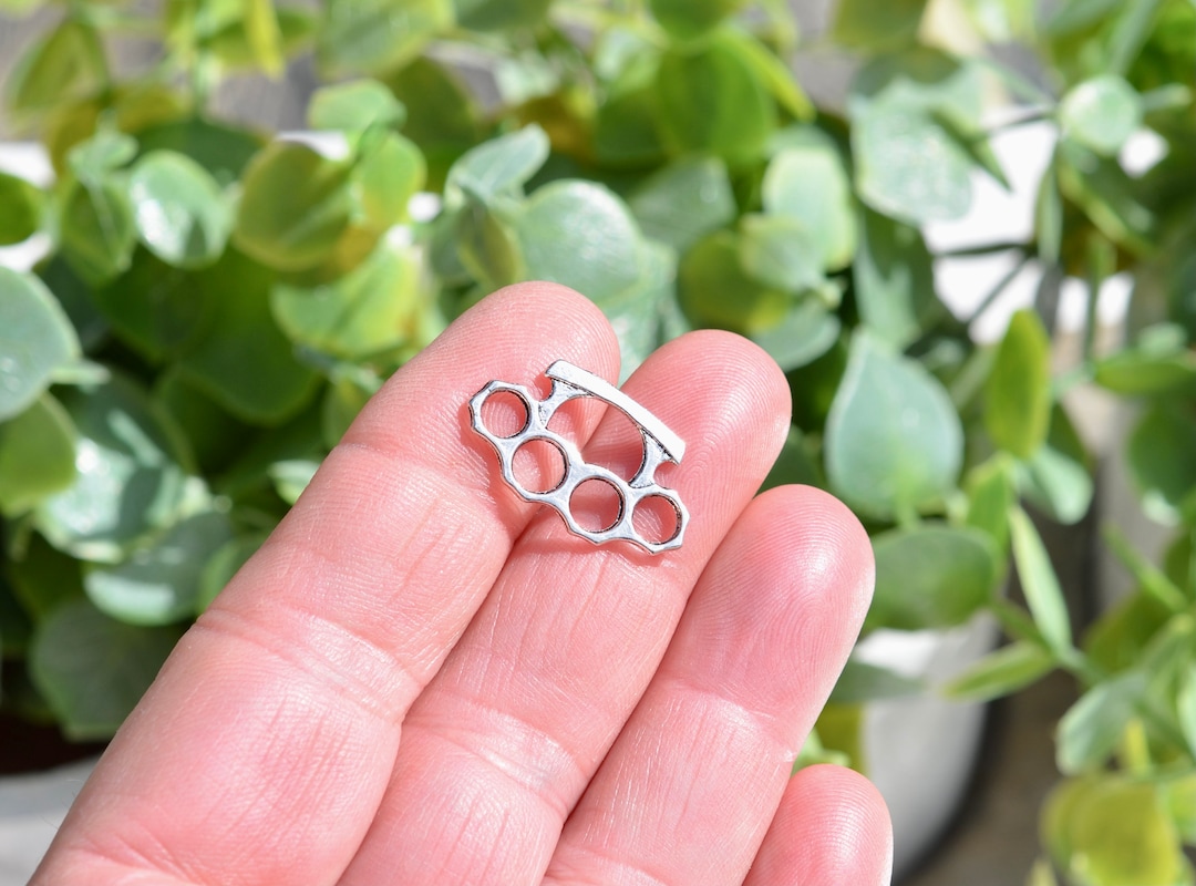 1 Brass Knuckle Silver Tone Charm SC1754 - Etsy