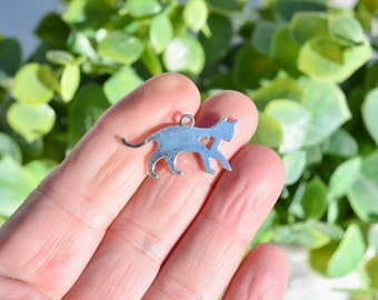 1 Cat Silver Tone Charm SC5207