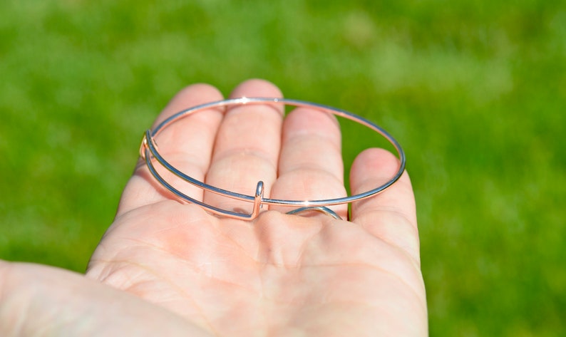 1 Expandable Rose Gold Tone Bangle Bracelet C787