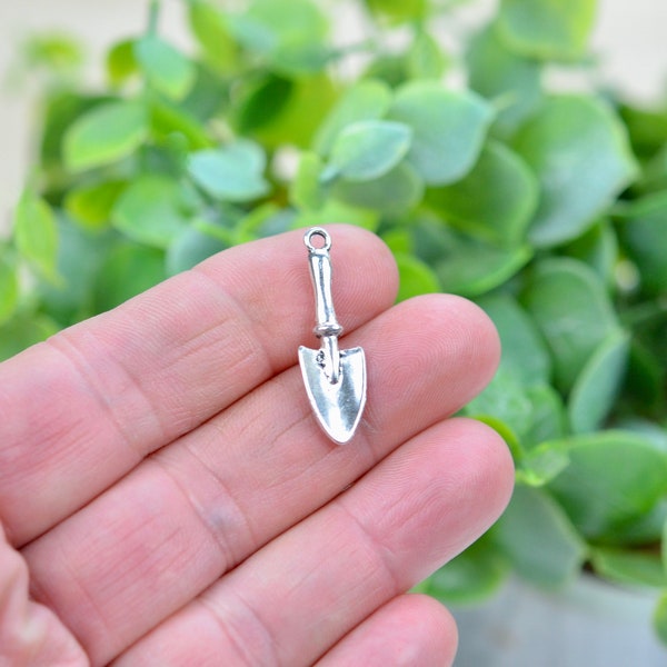 10 Spade Hand Trowel, 3D Hand Shovel  Silver Tone Charms SC3344