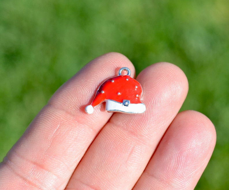 BULK 20 Red and White Enamel Santa Hat Charms SC5147 Etsy