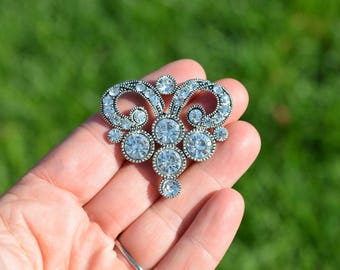 1  Connector Charm Silver Tone with Sparkling Rhinestones SC5554