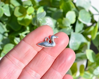 BULK 20  Loon, Water Fowl, Duck  Silver Tone 3D Charms SC2618