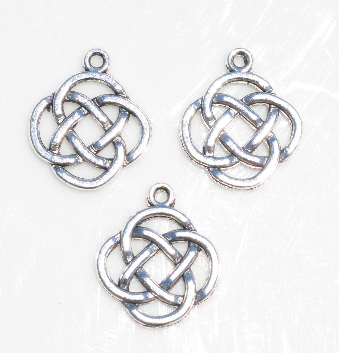 BULK 50 Celtic Knot Silver Tone Charms SC5850 - Etsy