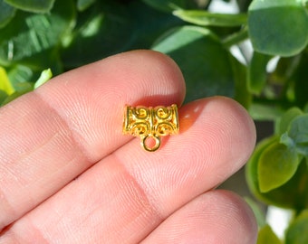 25 European Large Hole  Gold Tone Bails F555