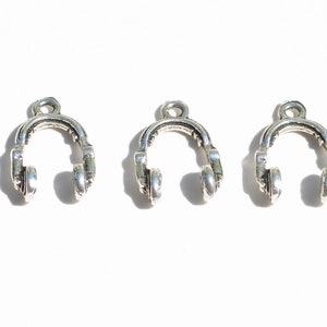 5 Headphone 3D Silver Tone Charms SC5853 image 4