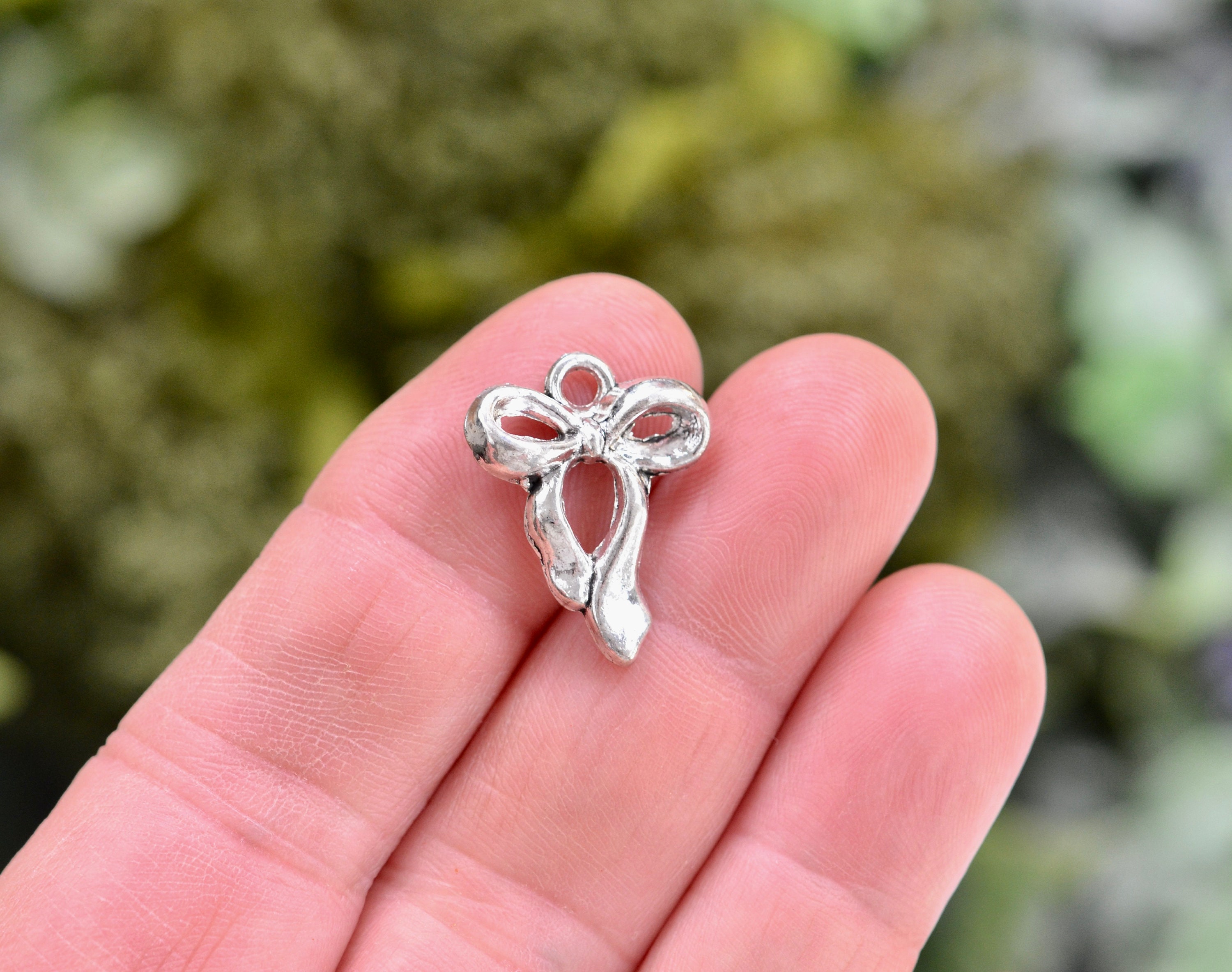 1 Bow Tie Silver Tone Charm SC2147 - Etsy