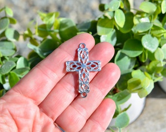 5  Cross  Connector Silver Tone Charms SC2528