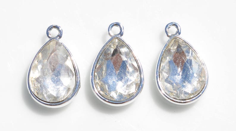 BULK 20 Clear Glass Birthstone Teardrop Charms SC5119