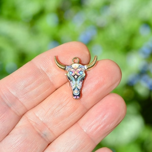 BULK 20 Steer Skull Head Enamel Gold Tone Charms GC2634