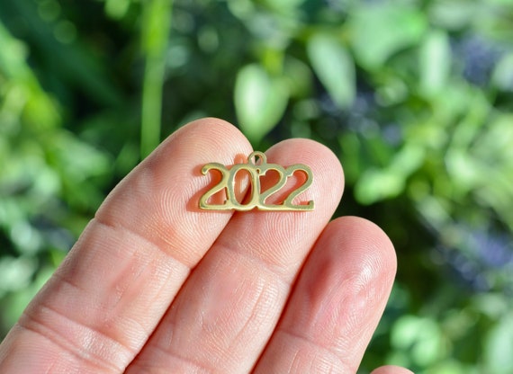 BULK 10 Year 2022 Stainless Steel Gold Plated Charms GC3964 