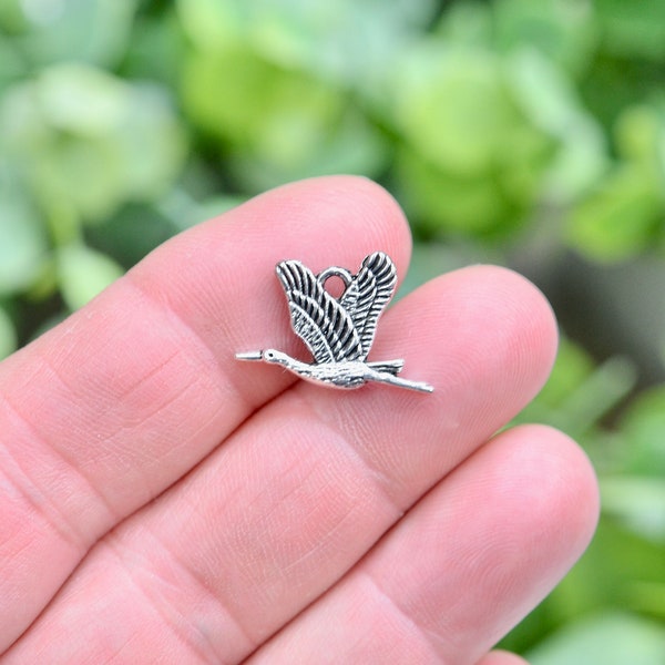 1 Flying Goose 3D Silver Tone Charm SC1411