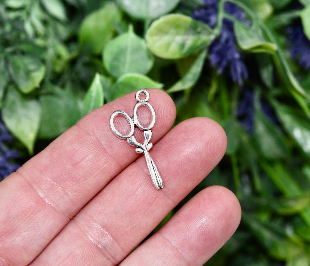 1 Scissor Silver Tone Charm SC1296