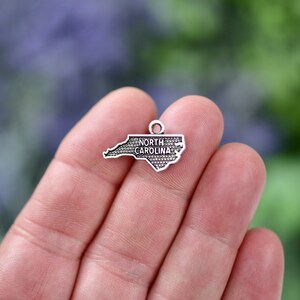 5 State of North Carolina Silver Tone Charms SC3253