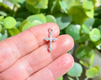 BULK 50   Cross Bright Silver Plated Charms SC1808