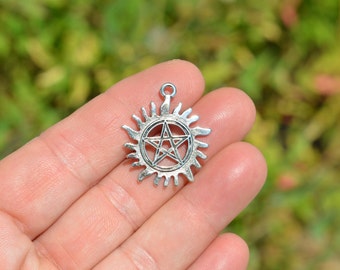 BULK 20  Sun Pentagram Anti- Possession Silver Tone Charms SC3545