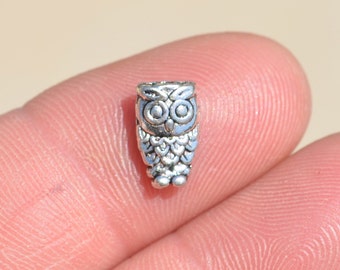 BULK 50 Owl Silver Tone Perles BD153