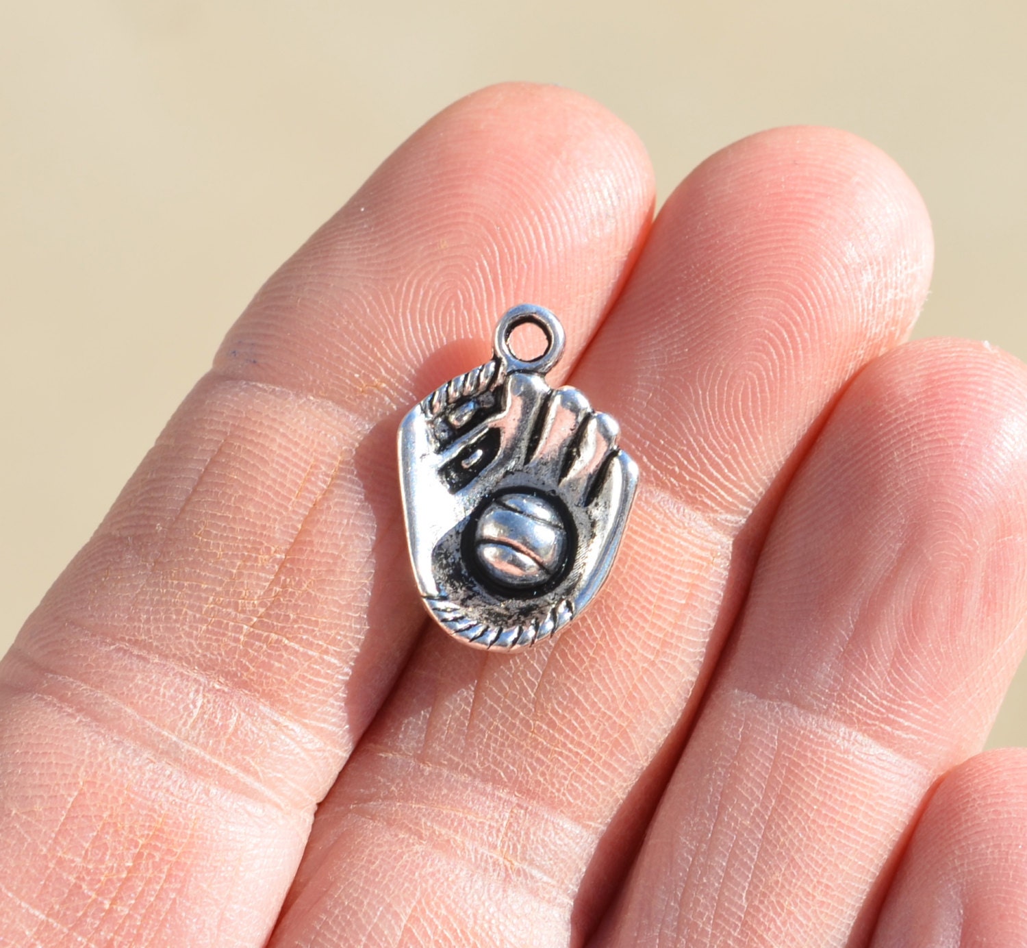 Cutie 3D Silver Gloves Charm
