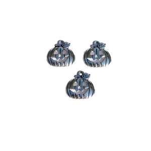 10 Jack O Lantern Pumpkin Halloween Silver Tone Charms SC6433 - Etsy