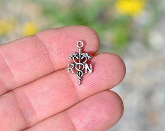 1   RN Nurse Silver Tone Charm SC1661