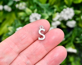 BULK 20  Letter S Silver Tone Charms SC3848