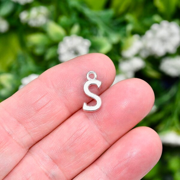 BULK 20  Letter S Silver Tone Charms SC3848