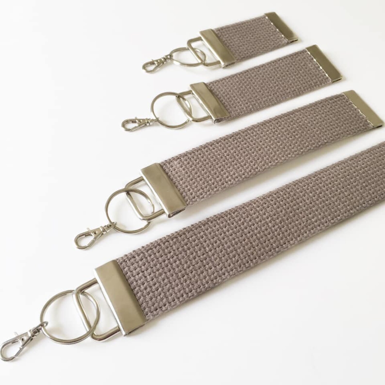 Pin Holder Keychain / Gray Keychain Pin Keeper / Pin Collector Etsy