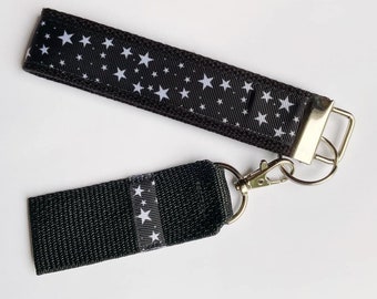 Stars wristlet keychain / black and white Key strap / star key fob