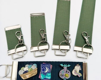 Pin Holder Keychain / Gold Keychain Pin Keeper / Pin Collector - Etsy