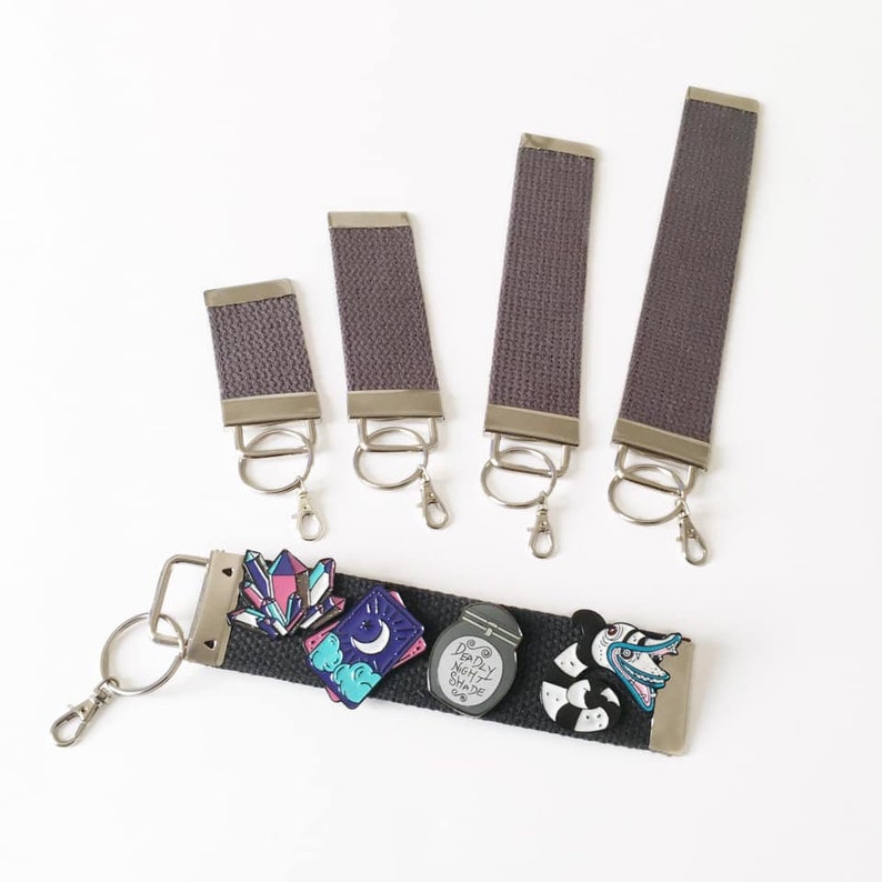 Pin Holder Keychain / Charcoal Keychain Pin Keeper / Pin Etsy