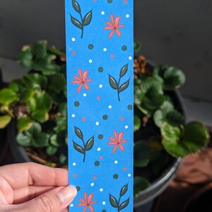 Blue Floral Bookmark | Floral Bookmark | Minimalist | Bookish Bookmark | bookish gift , gifts for book lovers, gifts for minimalist