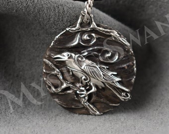 Colgante de fantasía Spirit Raven con enganche de tubo en plata de ley