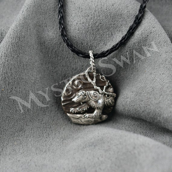 Badger necklace clearance