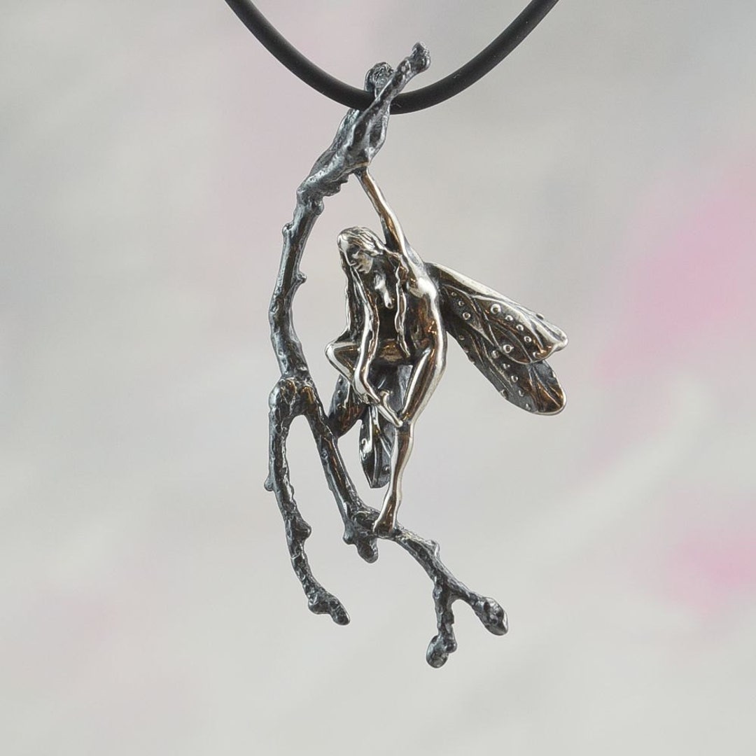 オープニング 大放出セール Sterling Silver Fantasy Wood the of Faeries Pendant, Faerie シルバー