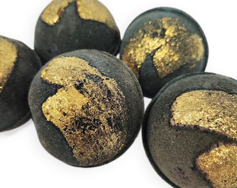 Black & Gold Bath Bomb - Etsy