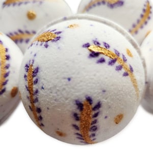 Lavender Bath Bomb, Bath Fizzy, Aromatherapy, spa gift image 1