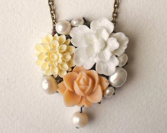 Floral Sakura Necklace, Sakura Jewelry, Nature Inspired Colorful Necklace, Floral Pearl Necklace, Peach Rose Necklace, Peach Palette Jewelry