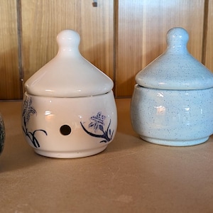 Glazed ceramic containers w/lids