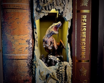 T-Rex Book Nook – Prehistoric Dinosaur Diorama with LED Light, Epic T-Rex Book Nook – Roaring Beast Scene with LED Lighting