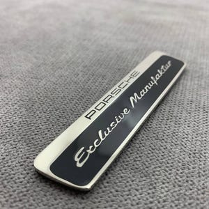 Premium Car Logo Emblems - Solid Metal Design - Ideal Gift for Car Enthusiasts