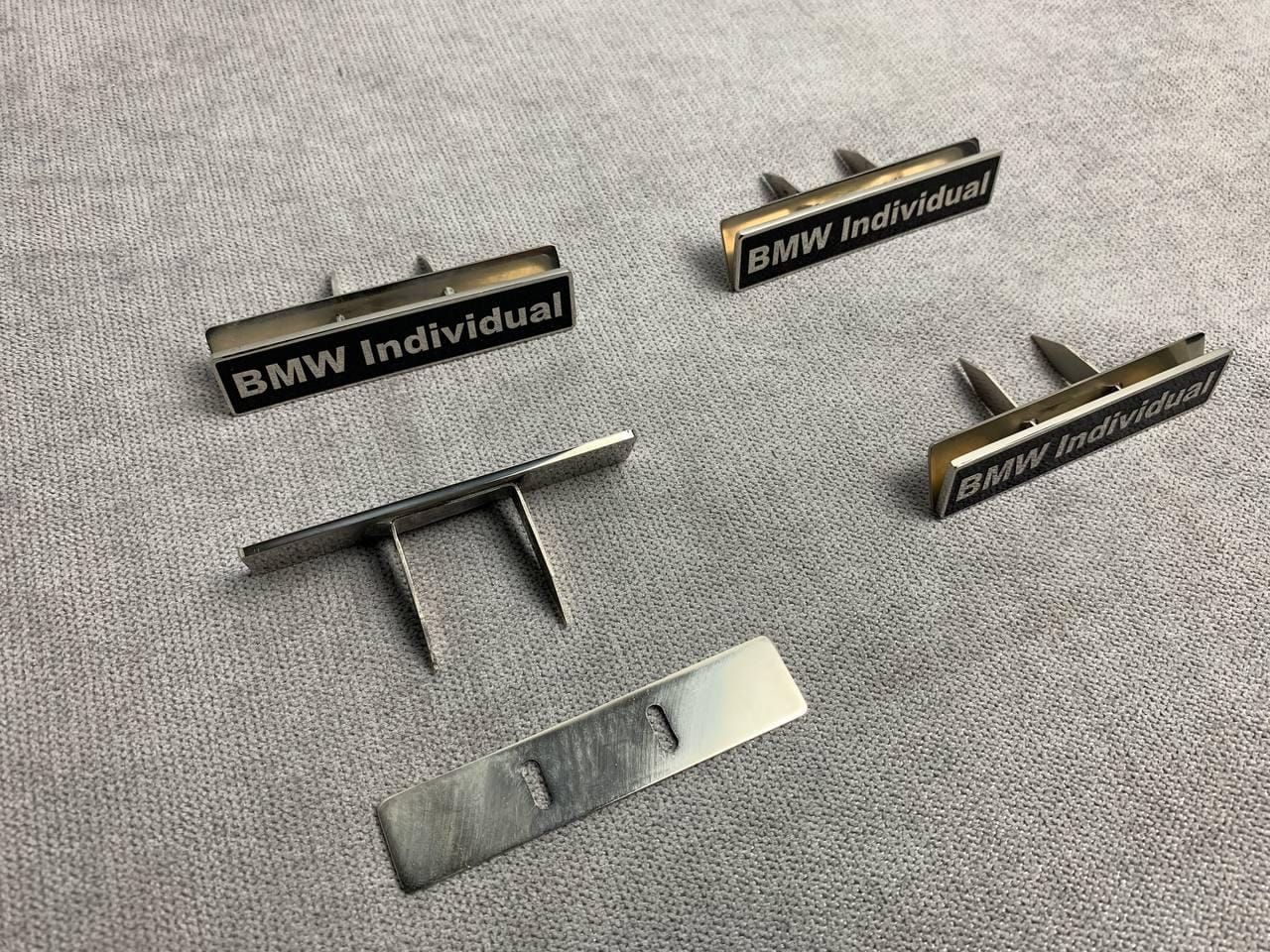 シートメタルエンブレムバッジセット BMW Individual - カスタム 