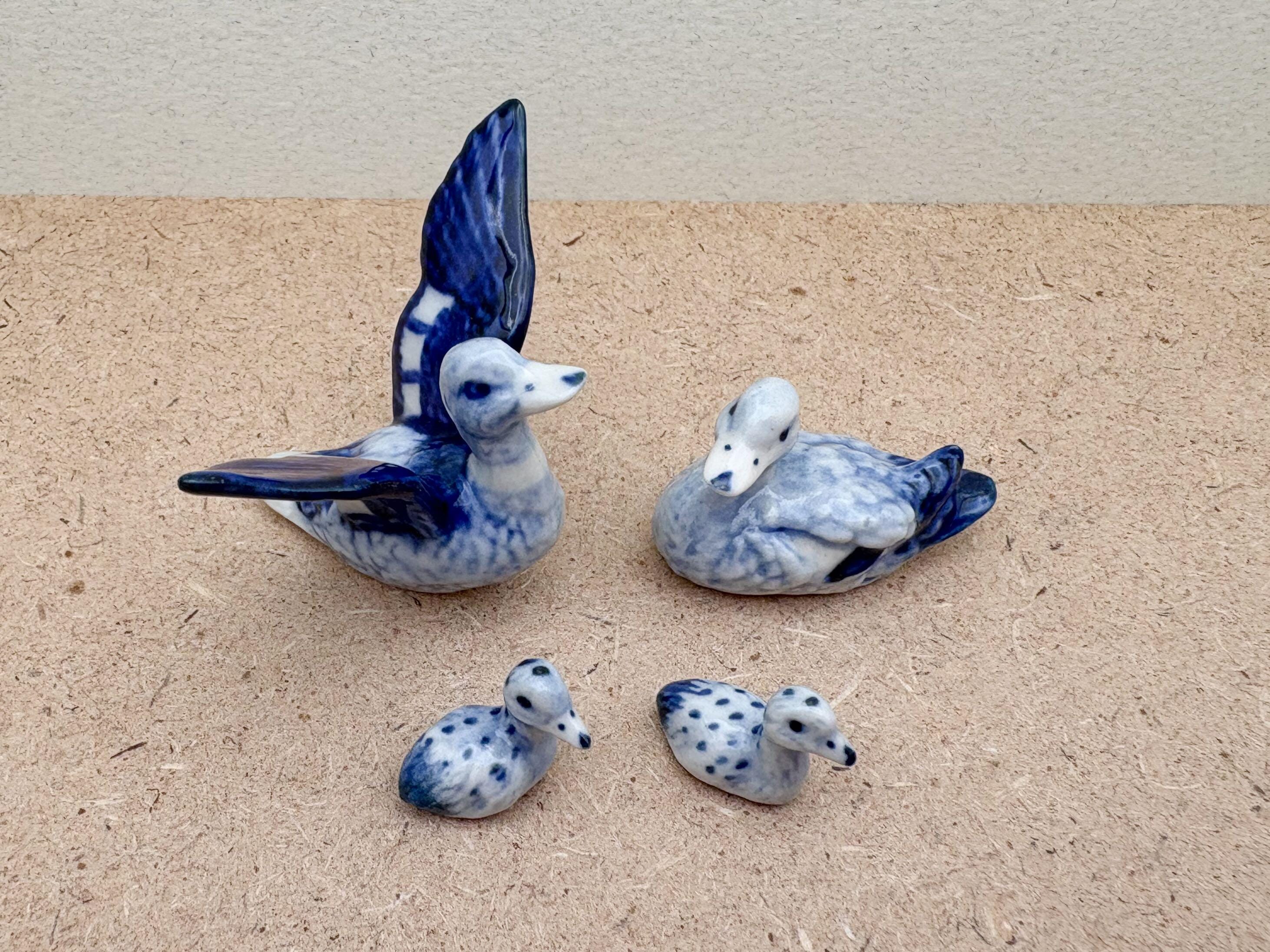 青と白の陶器製アヒル　イギリス製 青と白の磁器製アヒルの置物：ヴィンテージの陶器製鳥装飾 - Etsy