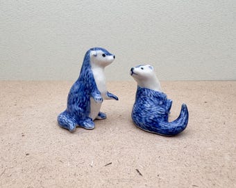 Hand-Painted Blue Ceramic Otter Figurines: Animal Home Decor