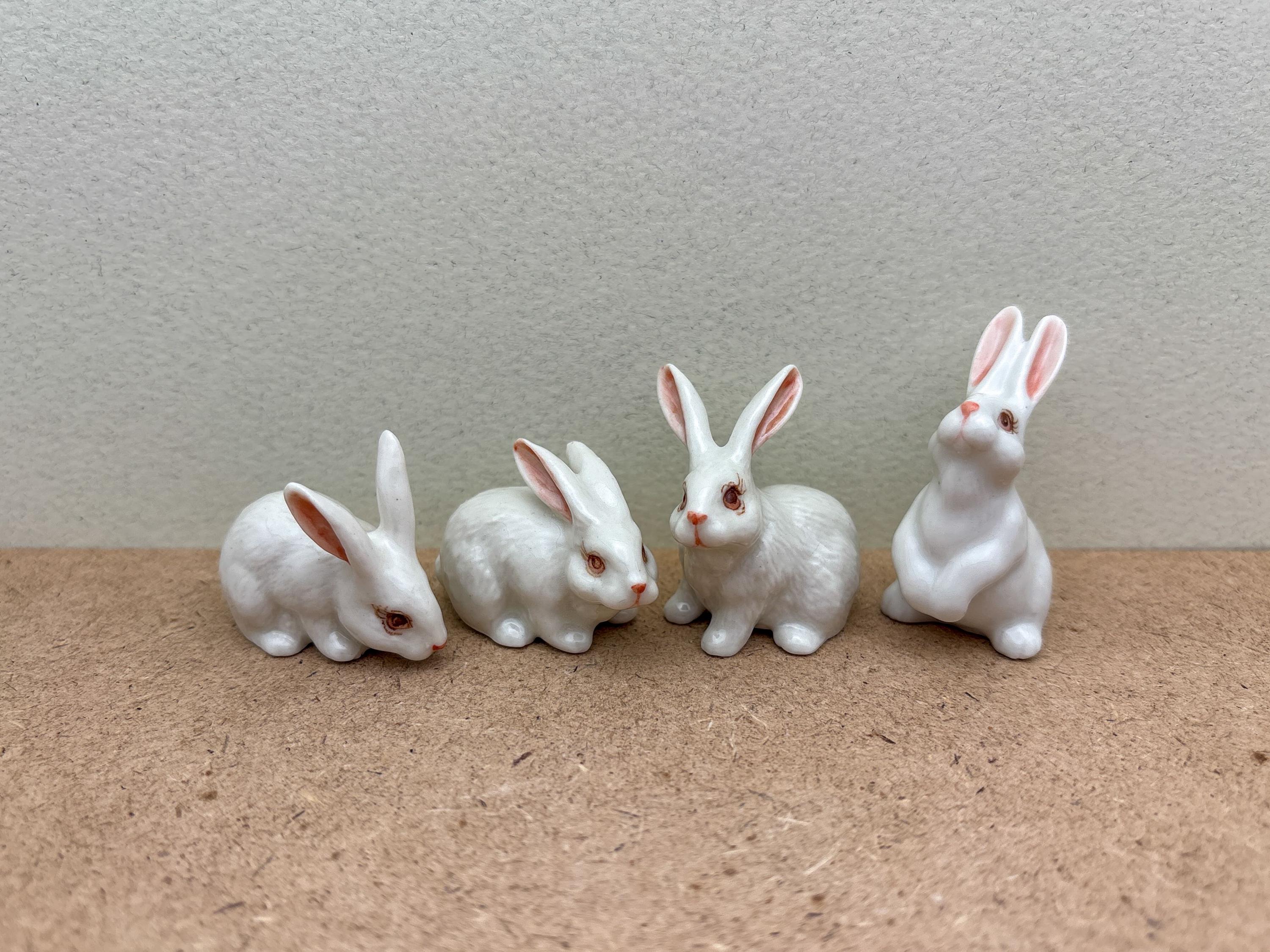 Bonnet Fille Avec Figurine Lapin – Céramique Non Peinte – 7 X 4 Cm – Fait Main USA