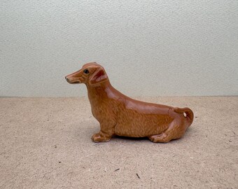 手作りの陶器製ダックスフンドの置物：茶色のウィーナー犬の像 - Etsy 日本