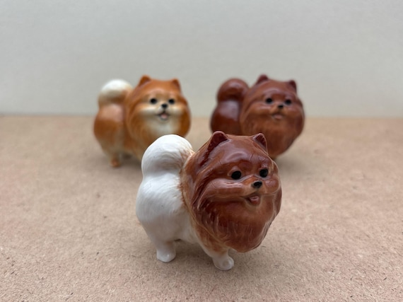 Handcrafted Ceramic Pomeranian Figurine: Dog Lover Gift, Home Decor