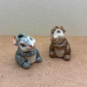 Hand-Painted Ceramic Rabbit Figurine | Adorable Bunny Miniature | Collectible Animal Decor | Cute Gift for Rabbit Lovers, Home Decoration