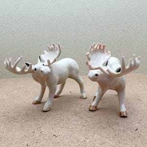 Handcrafted Ceramic Moose Figurines: Nordic Home Decor