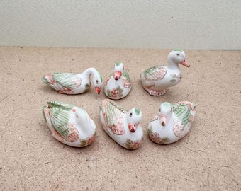 Hand-Painted Ceramic Duck Figurine Set: Cottagecore Animal Decor